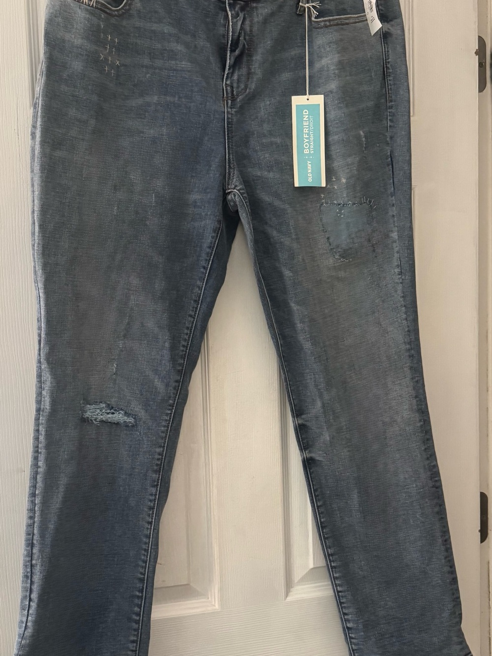 Old Navy Women's in Faded Blue Wash with Stitching and Patch NWT